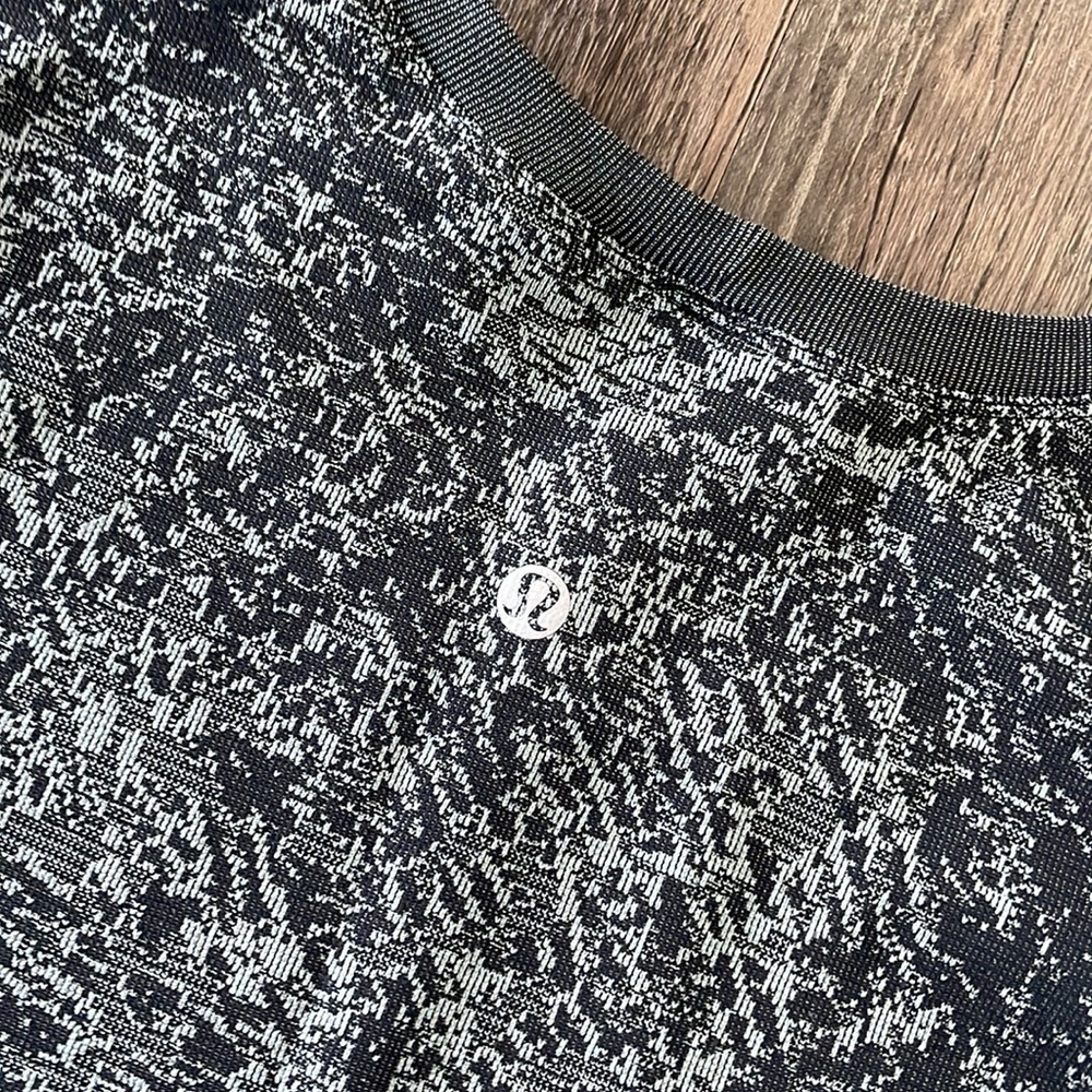 Lululemon Rest Less Pullover - Picture 5 of 6